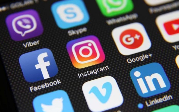 Falha nas redes sociais deixam planeta em sobressalto